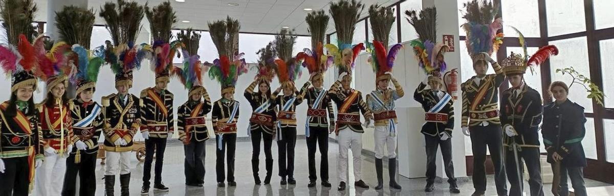 Participantes en el noveno Encontro entre Centros de Entroido del Concello de Vila de Cruces.