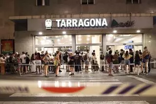 Renfe pide perdón por el caos del eclipse en Catalunya: "No tenemos más trenes"