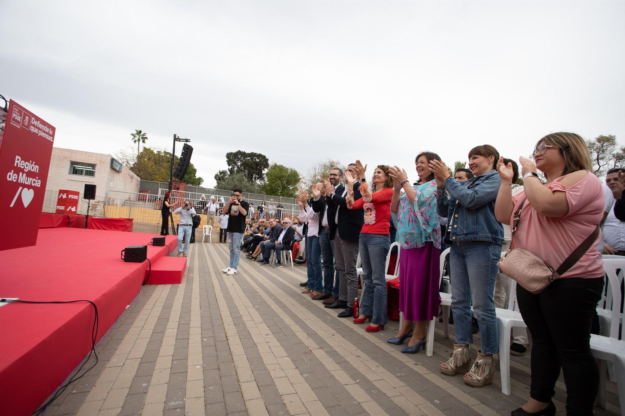 Serrano presenta su candidatura al Ayuntamiento de Murcia junto a la ministra Montero