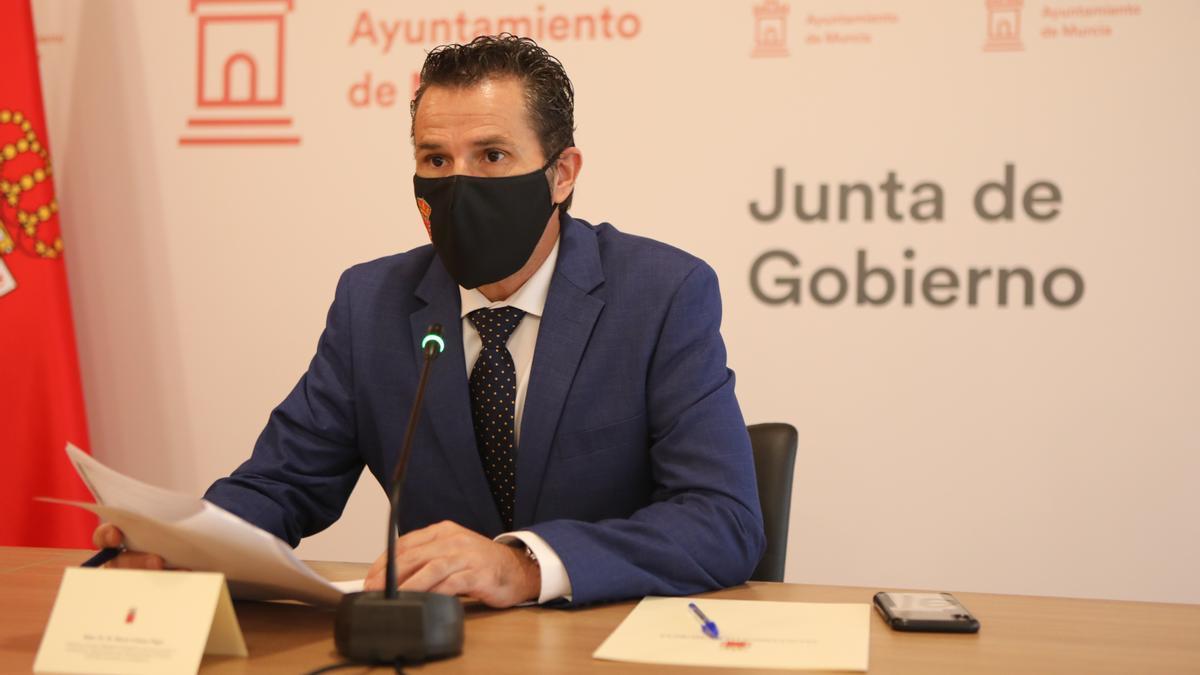 El vicealcalde Mario Gómez