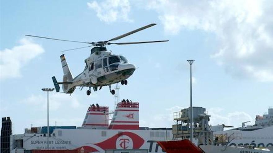 Guardia Civil-Hubschrauber, der für die Suche vor Mallorca und Ibiza eingesetzt wurde.