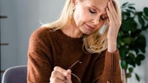 Si més del 80% de les dones pateixen símptomes en la menopausa, ¿per què els llocs de treball continuen ignorant-ho?