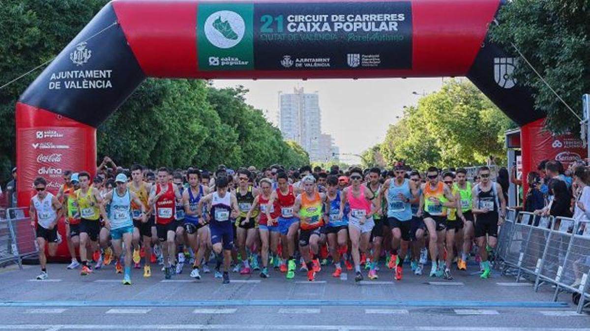 El XXI Circuit de Carreras Populares Caixa Popular llega al paréntesis estival con la celebración de la VII Volta a Peu Runners Ciutat de València, prevista para este domingo 14 de junio tras ser aplazada el pasado mes de febrero