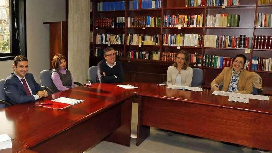Reunión de la junta de jueces de Instrucción, ayer en Vigo. // M. G. Brea