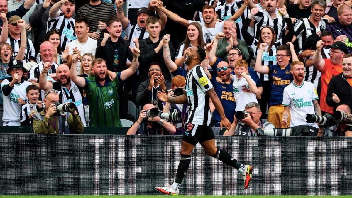 El Newcastle abrió su Premier con triunfo