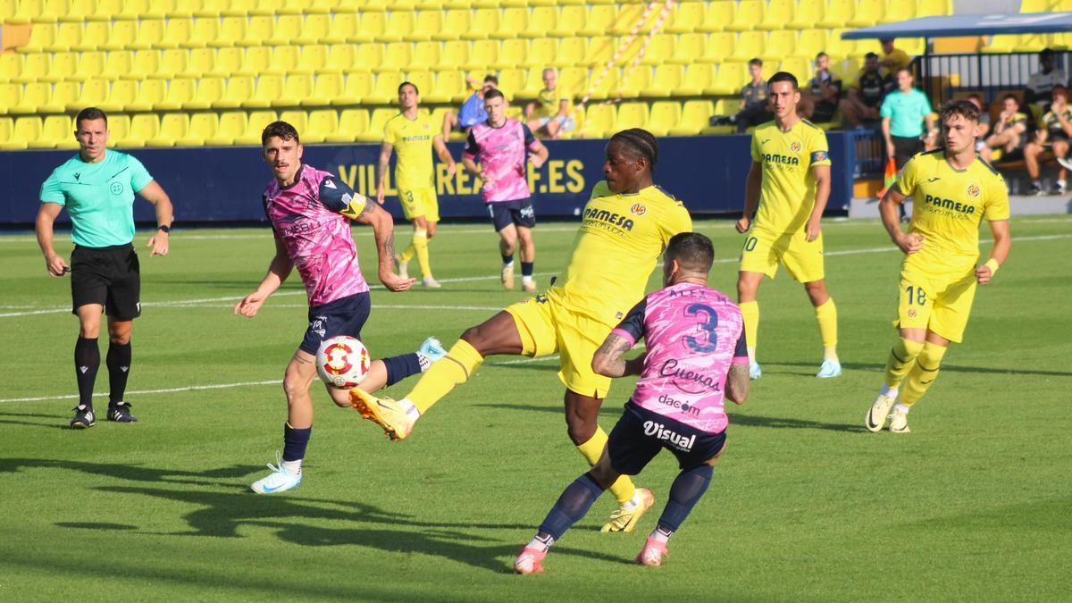 El Villarreal B no supo resolver el partido cuando ganaba 1-0 y su rival le acabó empatando.