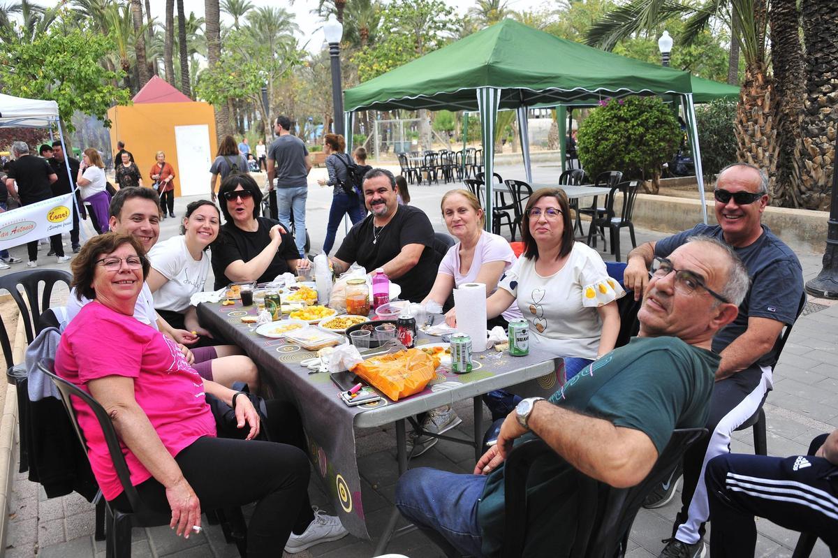 Campeonato mundial de lanzamiento de hueso de datil Campeonato mundial de lanzamiento de hueso de datil