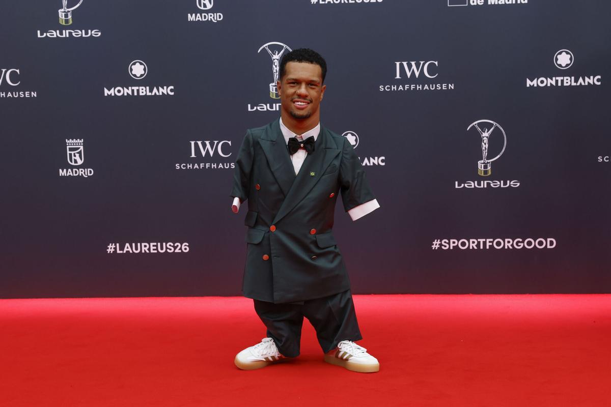 El nadador brasileño Gabriel Araújo posa este lunes durante la gala de los premios Laureus World Sport 2026, los galardones más prestigiosos del deporte internacional