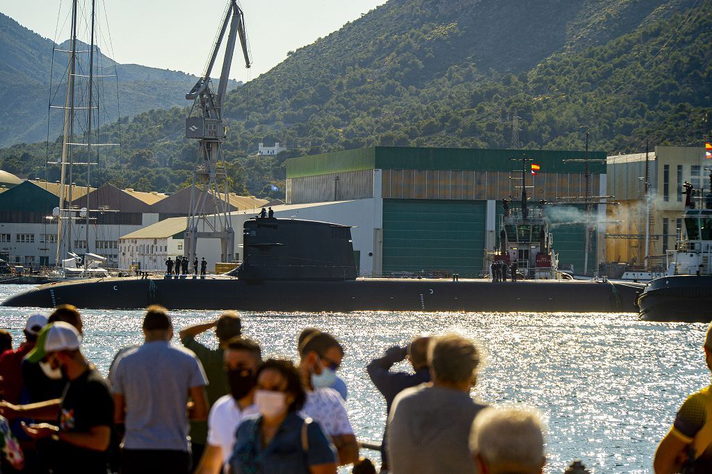 La dotación del S-81 Isaac Peral culmina la puesta a flote industrial del submarino