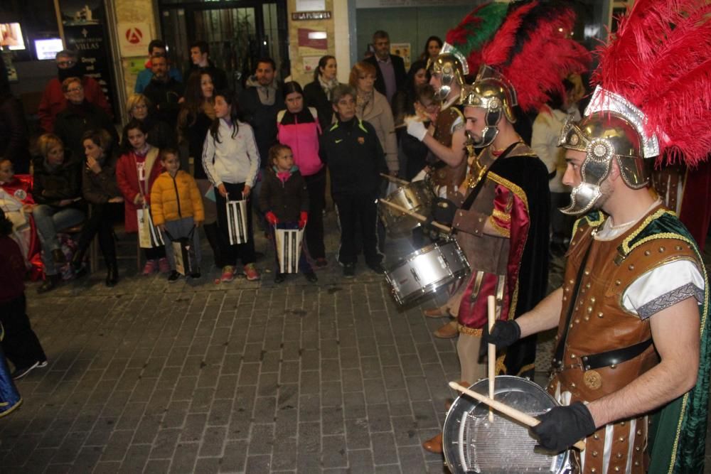 Las procesiones recuperan a la Centuria Romana con el grupo de "Armaos" del Cristo de la Salud