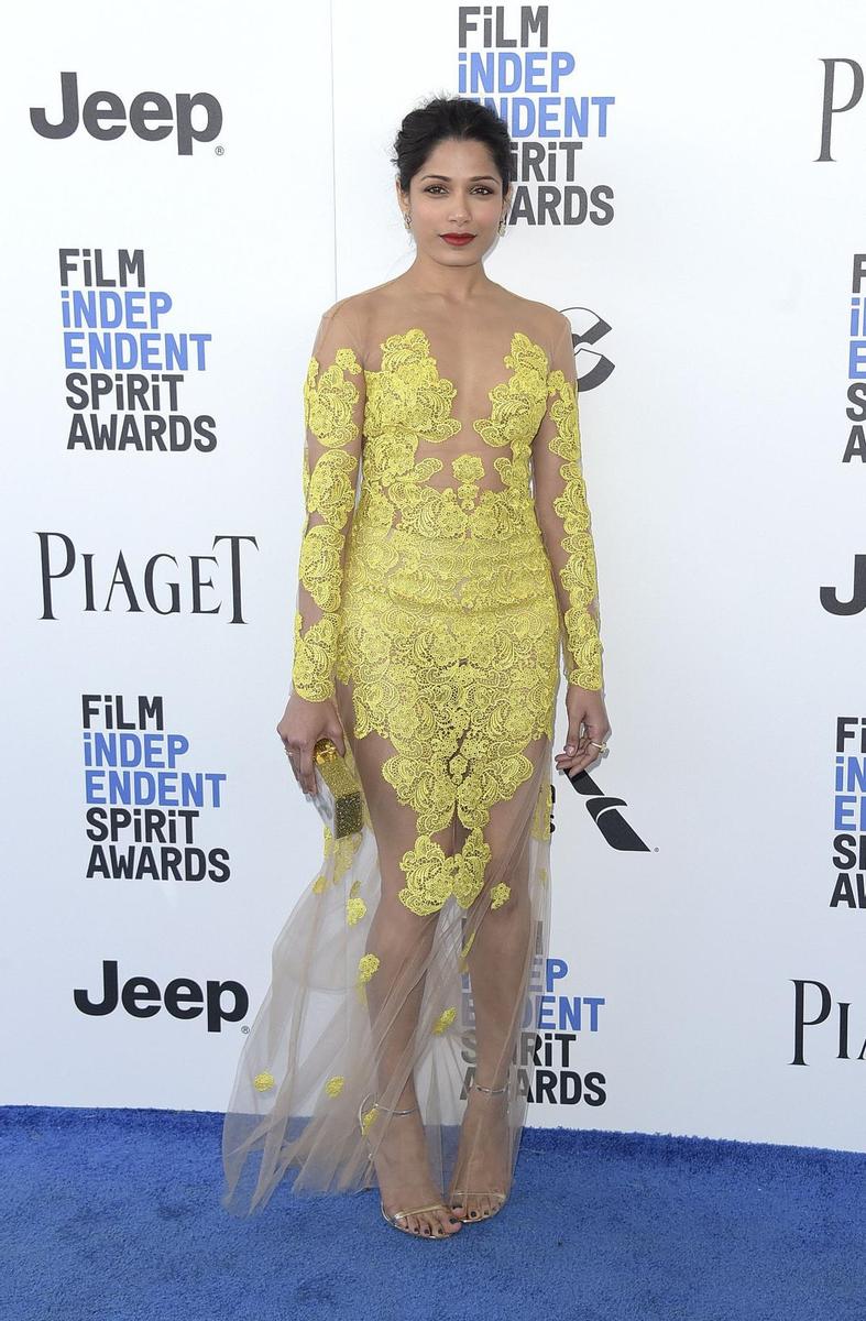 Freida Pinto en los Independent Spirit Awards