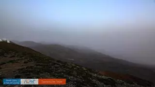 ¿Dónde está el Teide? La imagen más espectacular de la calima en Tenerife