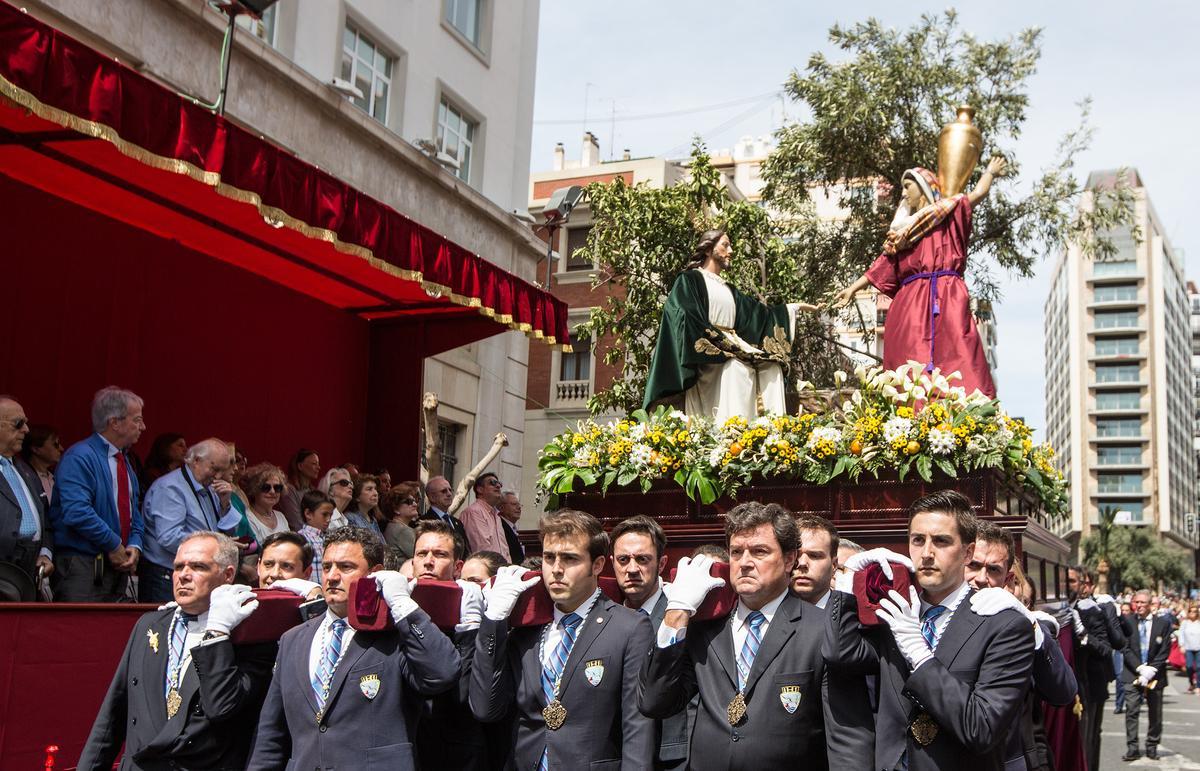 Procesiones matinales del Domingo de Ramos en Alicante: La Samaritana