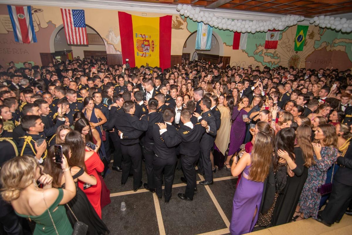 Numerosos asistentes acudieron a la "Fiesta del Ciento"