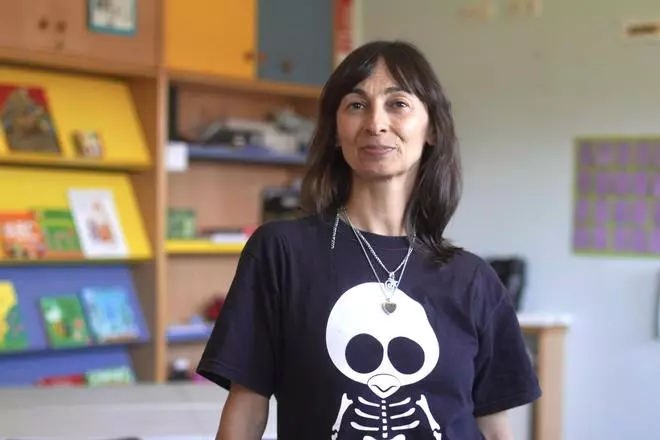 Betty Queiro, la londinense que instauró una nueva forma de enseñar inglés en Arteixo: "Non se aprende con listas de vocabulario e chapatoria"