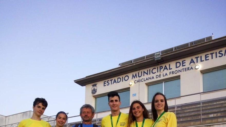 Siete oros de base en Chiclana y Almuñécar