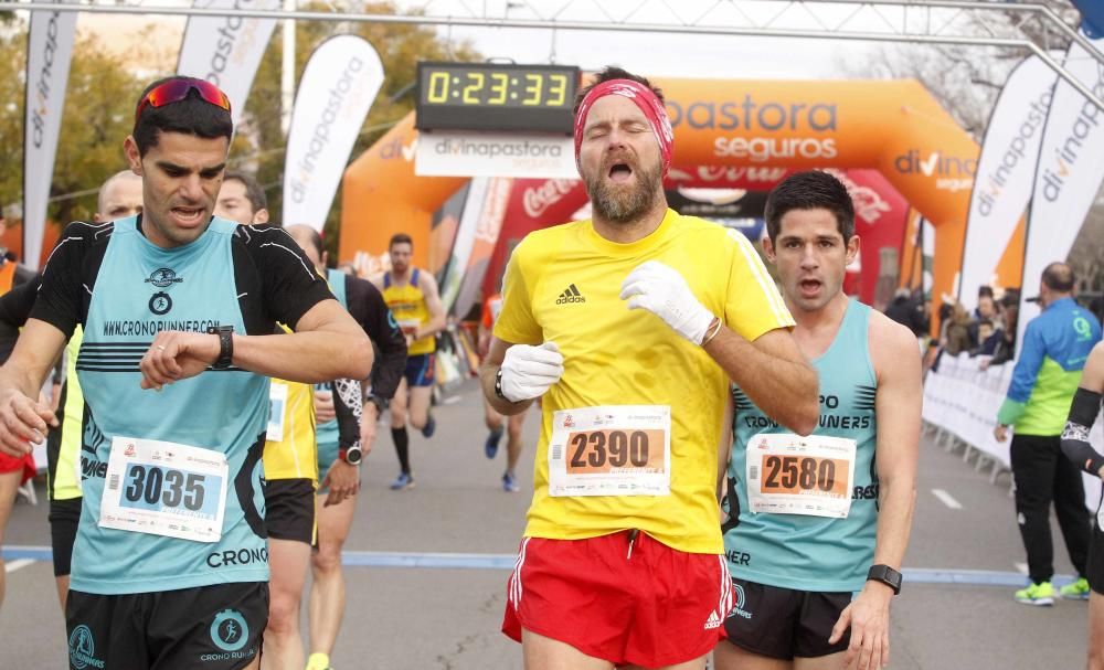 Búscate en la carrera de Galápagos. Divina Pastora