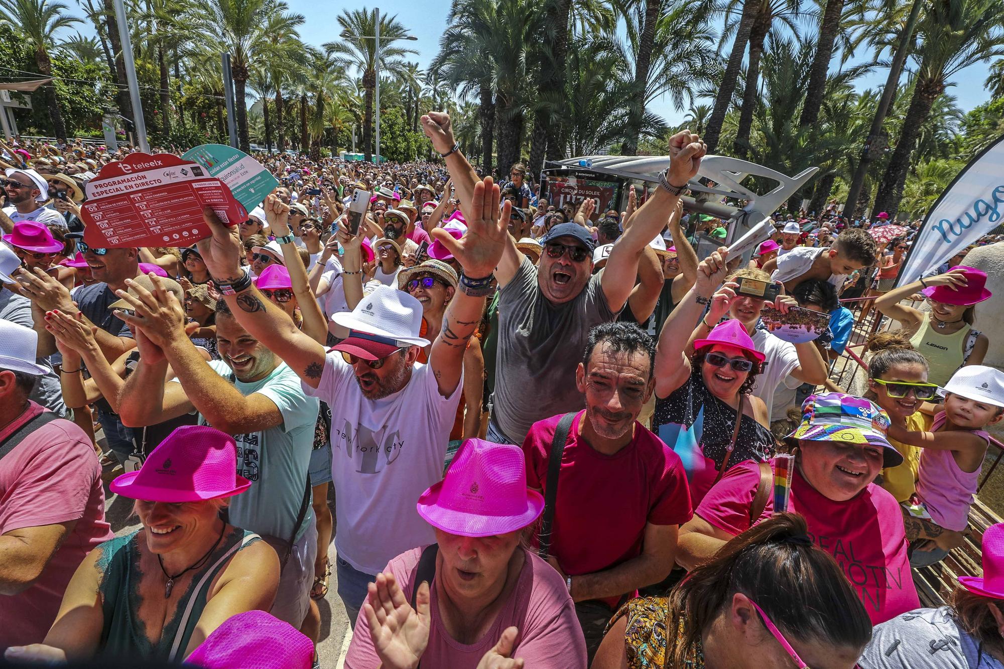 Atronadora mascleta que entra por los pelos a concurso.