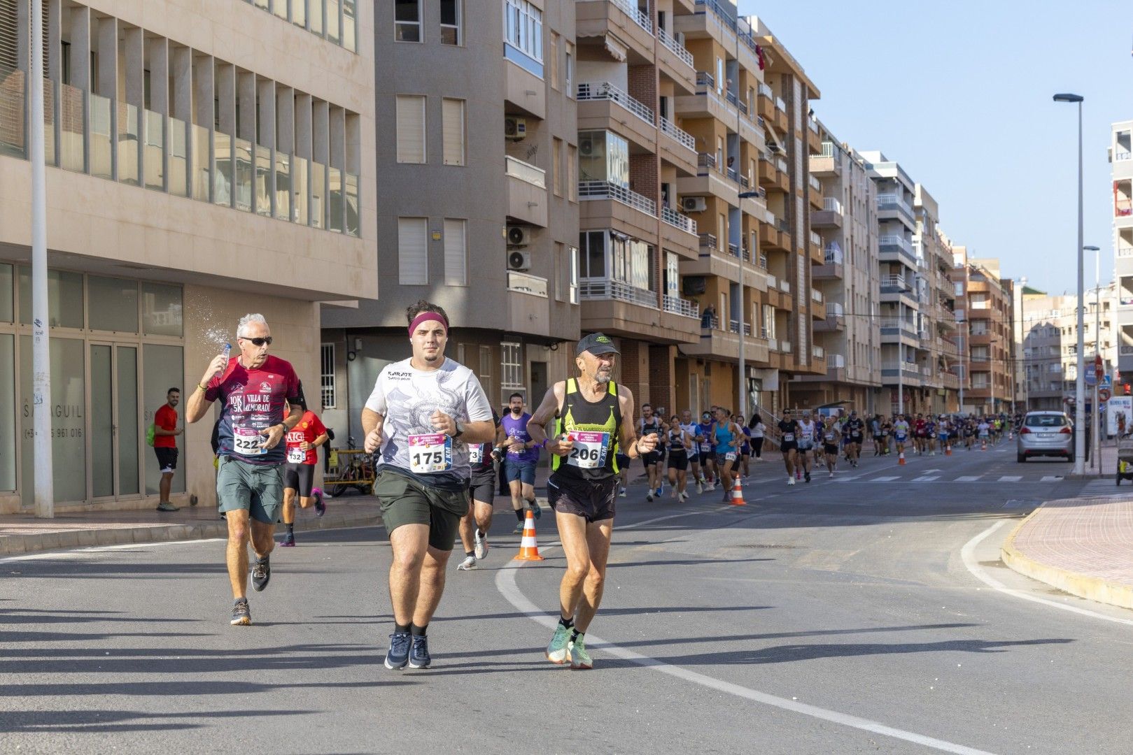 Así fue en imágenes una nueva edición de la carrera solidaria de AFA Torrevieja