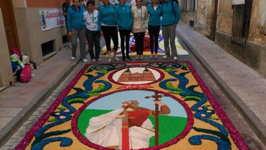 Los alfombristas de Castropol, en un congreso de Elche (Albacete)