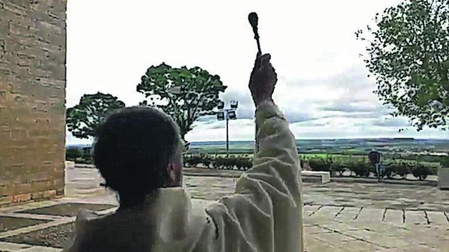 Solitaria bendición del campo en Toro para celebrar la fiesta de san Isidro