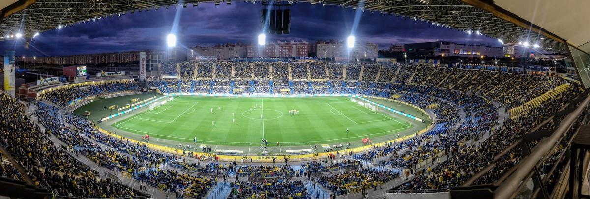 Imagen panorámica del Gran Canaria, en el pulso contra el Dépor de este curso liguero.