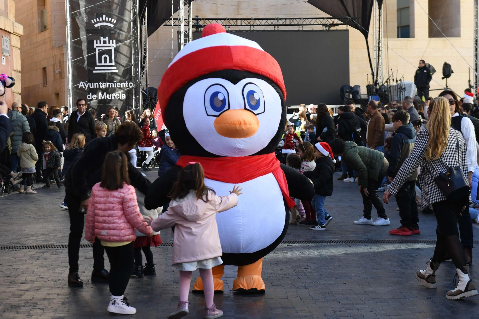 Las mejores imágenes del desfile de Papá Noel en Murcia