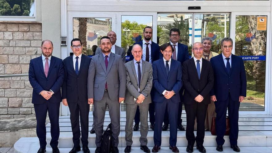 El Puerto de Alicante instalará nuevos sistemas de control fronterizo para reforzar la agilidad y la seguridad
