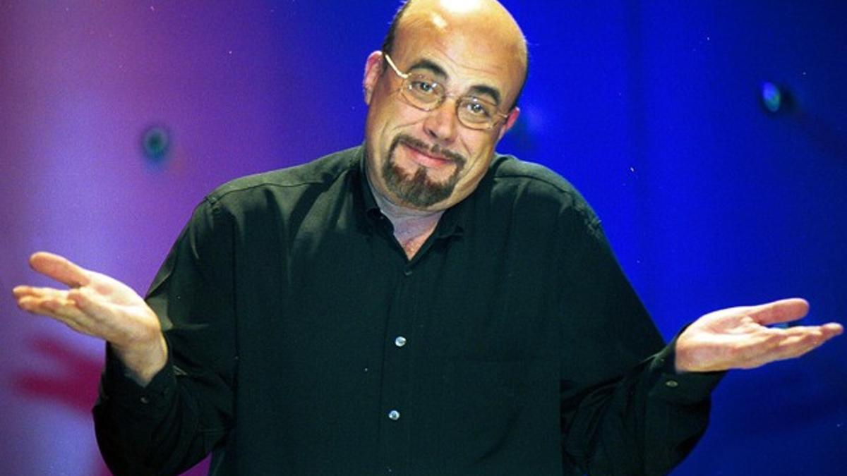 Constantino Romero, en el programa 'Una vez en la vida', en el 2001.