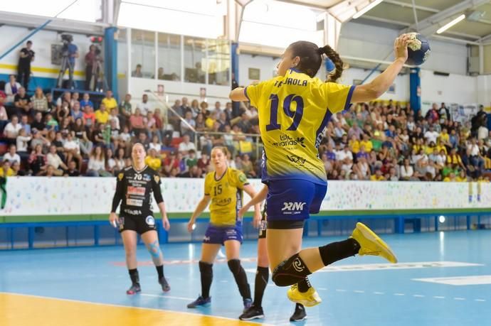 07-04-2019 TELDE. Ida de las semifinales de la Challenge Cup entre el Rocasa de Gran Canaria y el Kristianstad Handboll de Suecia  | 07/04/2019 | Fotógrafo: Andrés Cruz