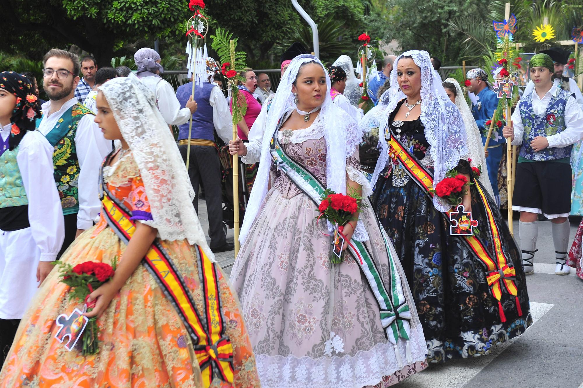 Ofrenda de Flores a los Santos Patronos de Elda