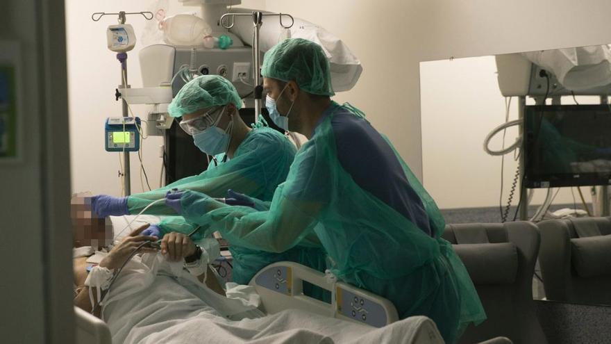 Aumentan los hospitalizados por covid en Asturias: 14 personas ingresadas y 91 nuevos contagios