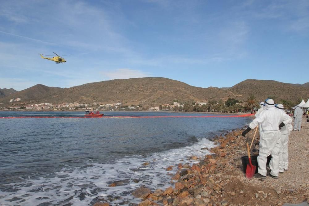 Simulacro de vertido en La Azohía, Cartagena