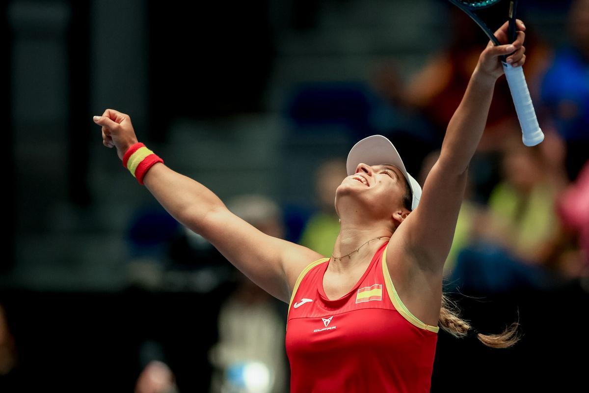 Jessica Bouzas celebra ante Beatriz Haddad Maia