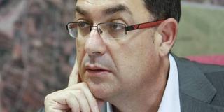 Compromís reclama la comparecencia del conseller en las Corts