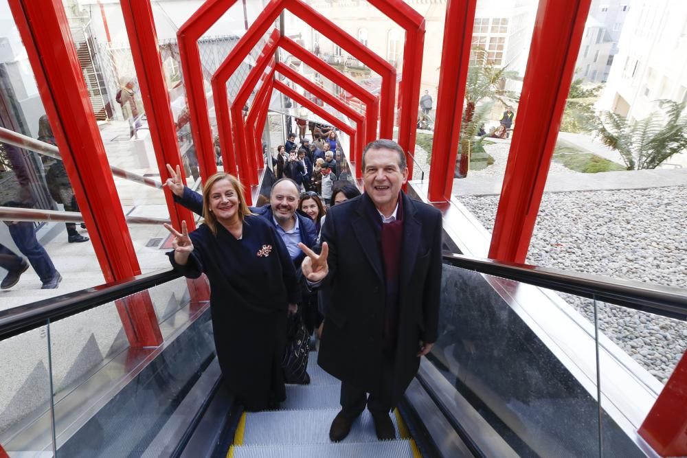 Inaugurada la escalera de la II República