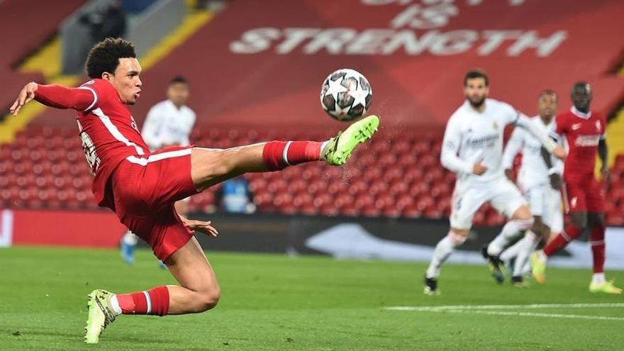 El Real Madrid resiste en Anfield y se mete en semifinales (0-0)