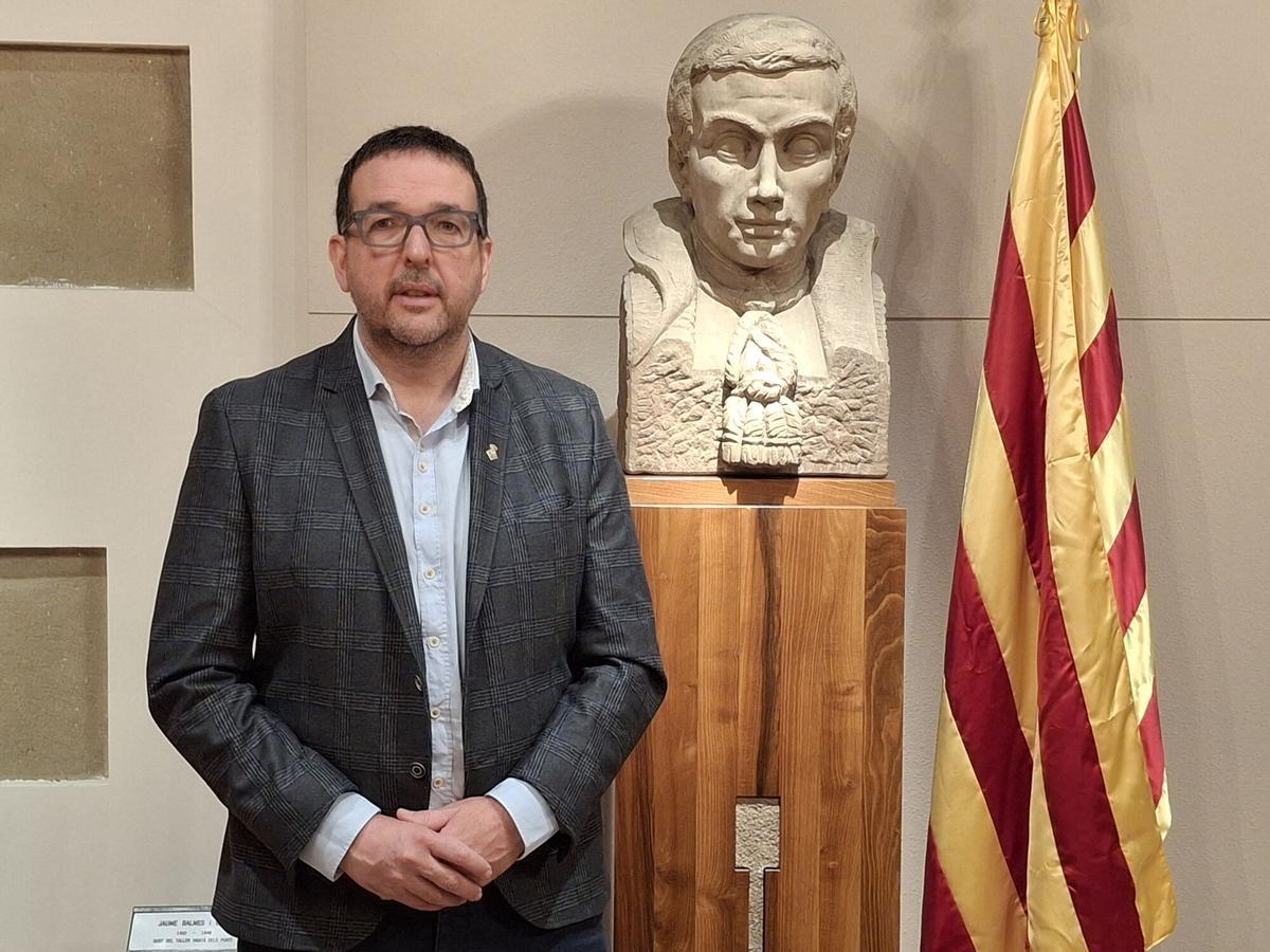 Вик призывает к автономии в регистрации новых жителей