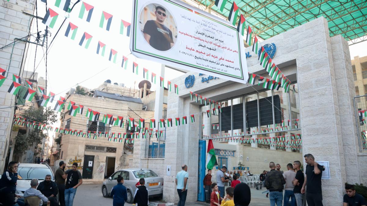 Funeral de Mohamed Ali Azia, un palestino de 17 años asesinado por un francotirador israelí en el campo de refugiados de Aida (Belén).