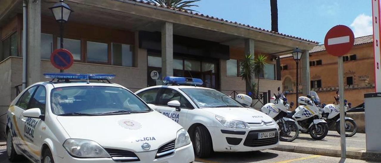 Cuartel de la Policía Local de Andratx, donde ocurrieron los hechos anteayer.