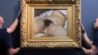 Arrojan pintura roja al cuadro 'El origen del mundo' de Courbet en un museo de Francia