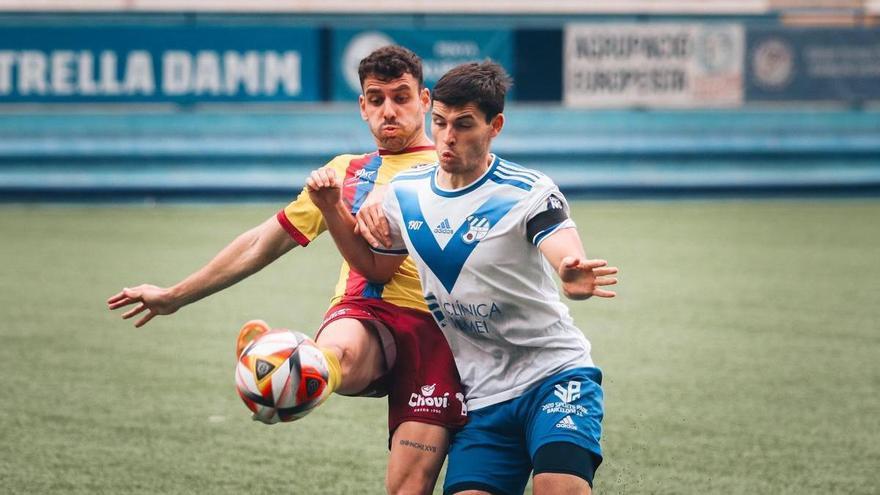 El Alzira arranca un empate a domicilio con una memorable actuación del meta Vicent Dolz