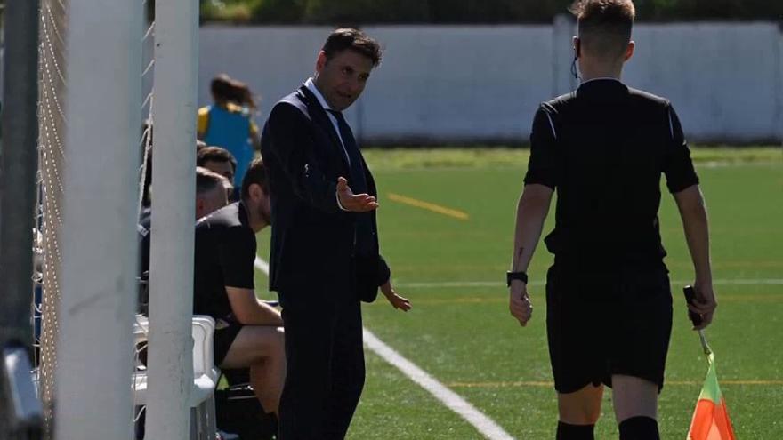 Manuel Fernández, entrenador del Santa Teresa