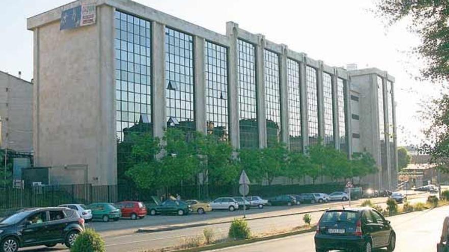 Edificio de la Facultad de Ciencias donde se impartiría la nueva titulación.