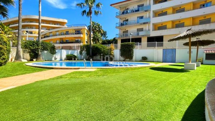 Pisos con piscina en venta en Alicante, el mejor plan para los veranos en la ciudad