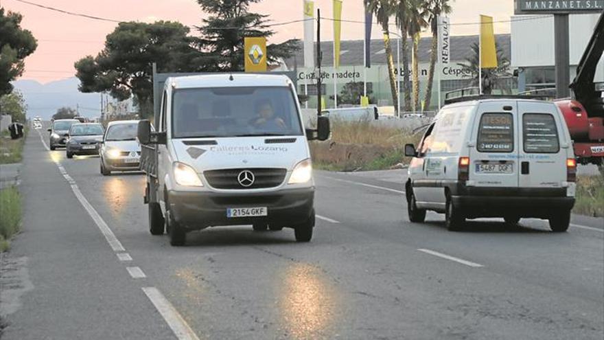 El Ayuntamiento contempla asumir la ampliación que resta del vial a Onda