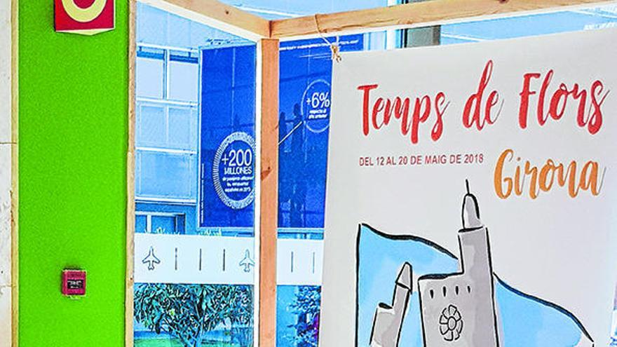 L&#039;aeroport se suma  a la mostra amb un muntatge a la terminal