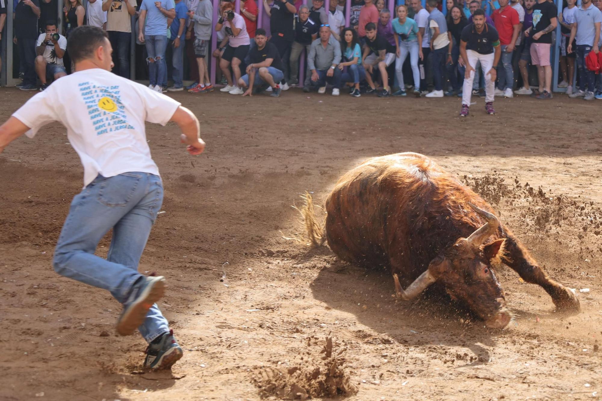 Los mejores momentos de la tarde taurina del martes de fiestas en Almassora