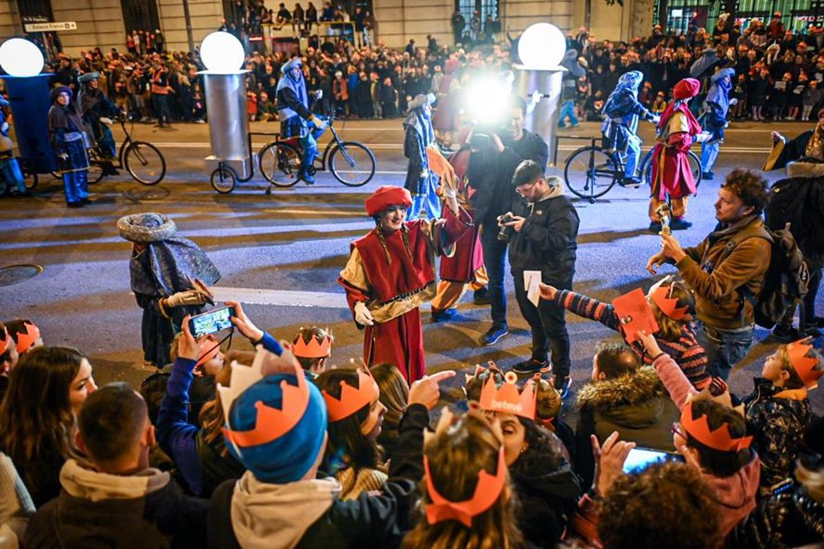 La Cabalgata vuelve a llenar de magia Barcelona.