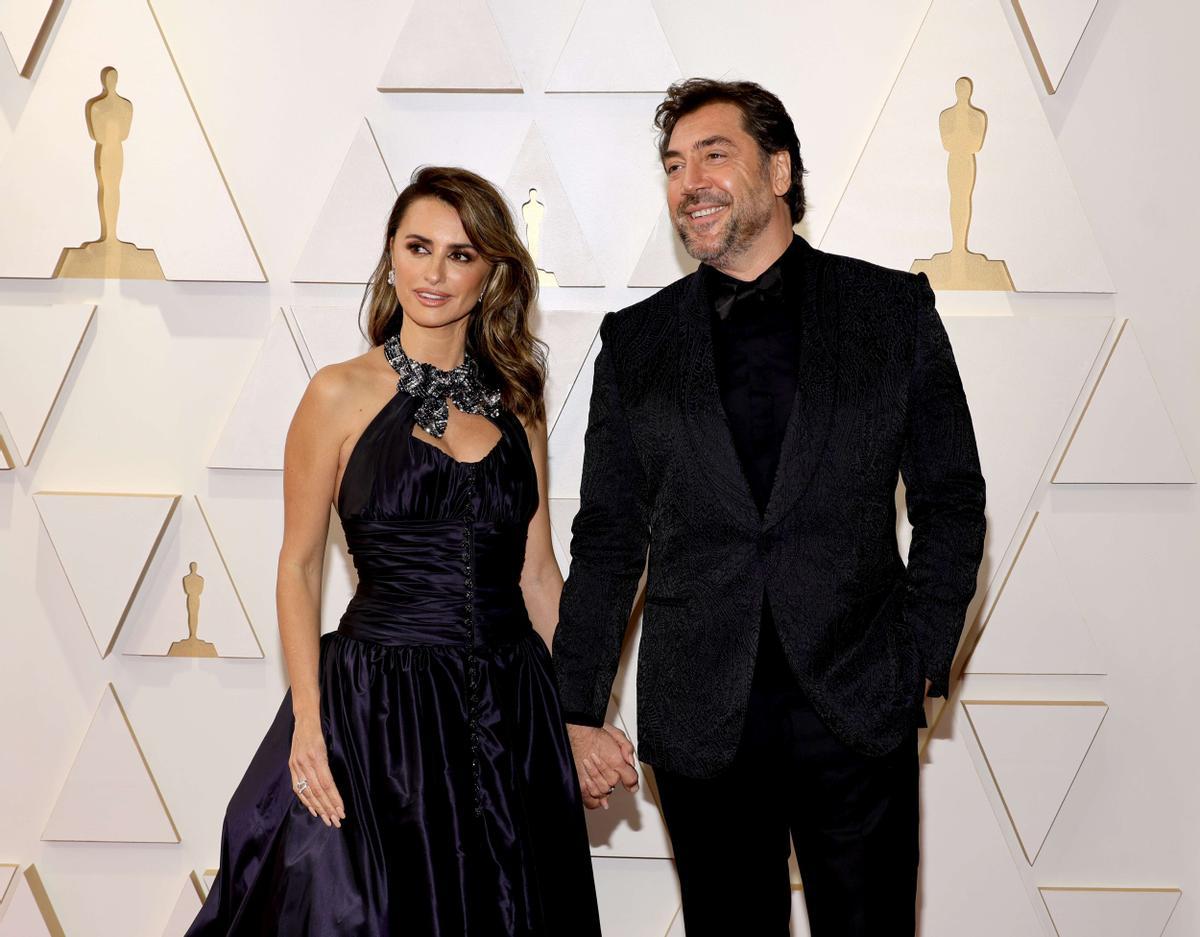 Penélope Cruz y Javier Bardem, en la alfombra roja de los Oscars.